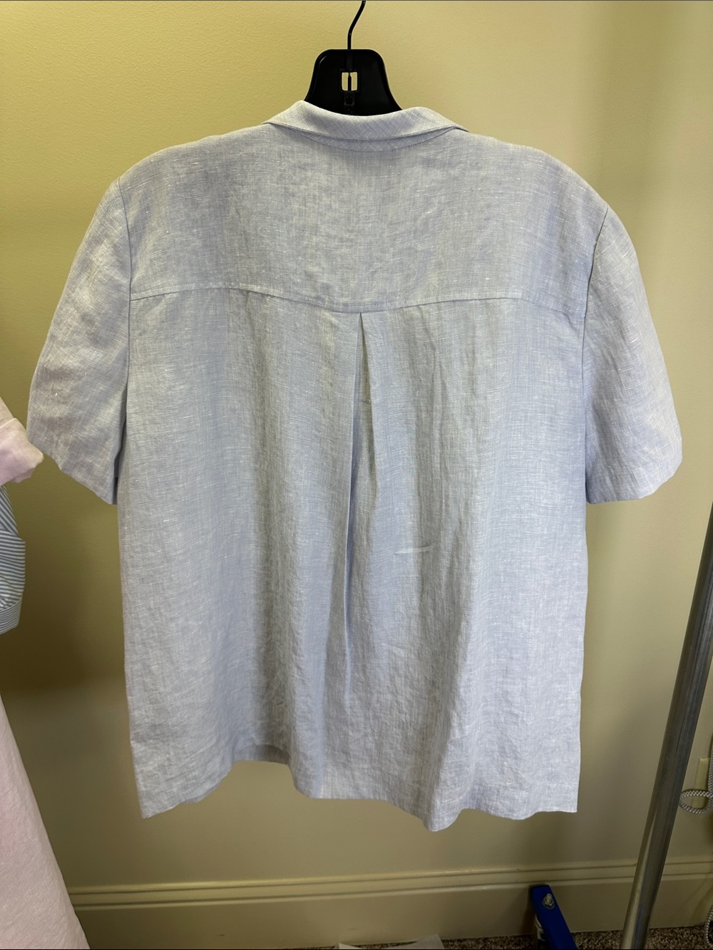 Lafayette 148 New York Light Blue Linen Button-Front Short Sleeve Top - Picture 3 of 3